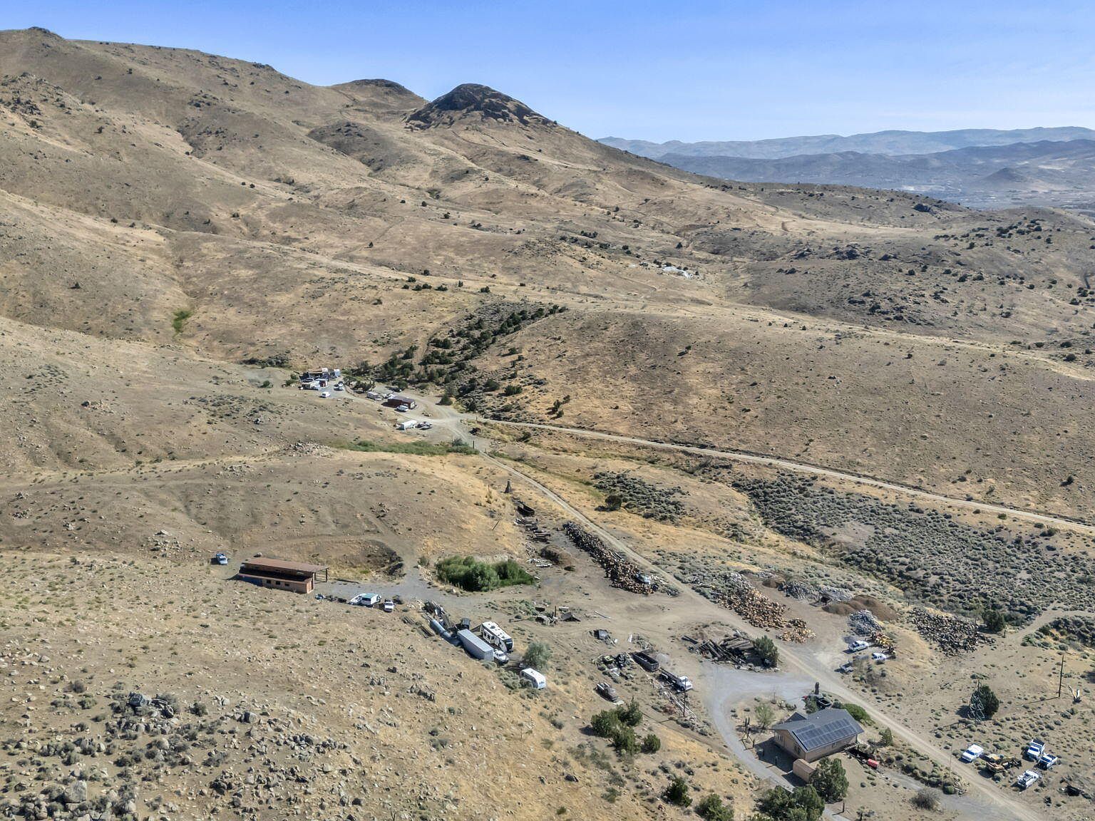 8560 Chimney Rd Sun Valley, NV 89433 - Thumbnail 3