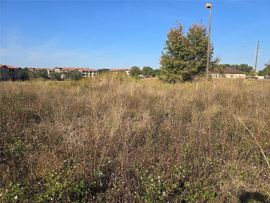 811 Retreat Blvd #201 Davenport, FL 33897 - Thumbnail 3