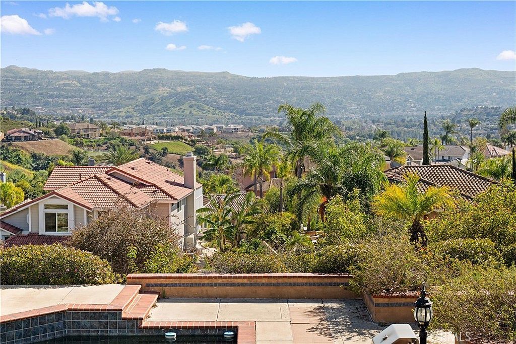 3285 Rim Rd Yorba Linda, CA 92886 - Thumbnail 3