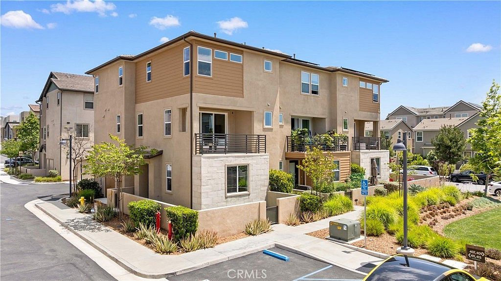 411 Chorus Irvine, CA 92618 - Thumbnail 3