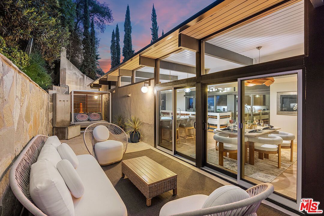 3905 Pacheco Dr Sherman Oaks, CA 91403 - Thumbnail 3