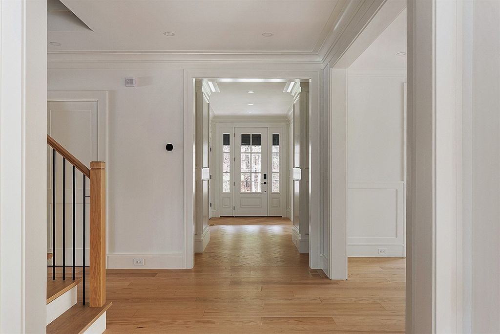 71 Walpole St Dover, MA 02030 - Thumbnail 3
