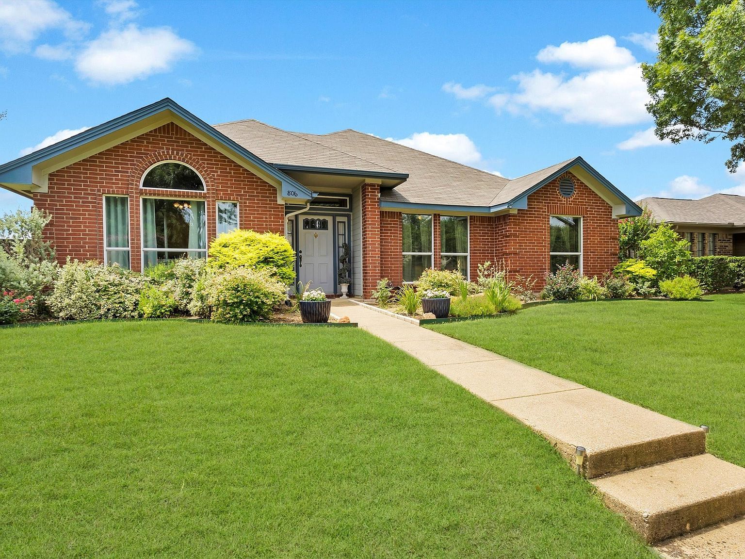 806 Red Oak Dr Lewisville, TX 75067 - Thumbnail 3