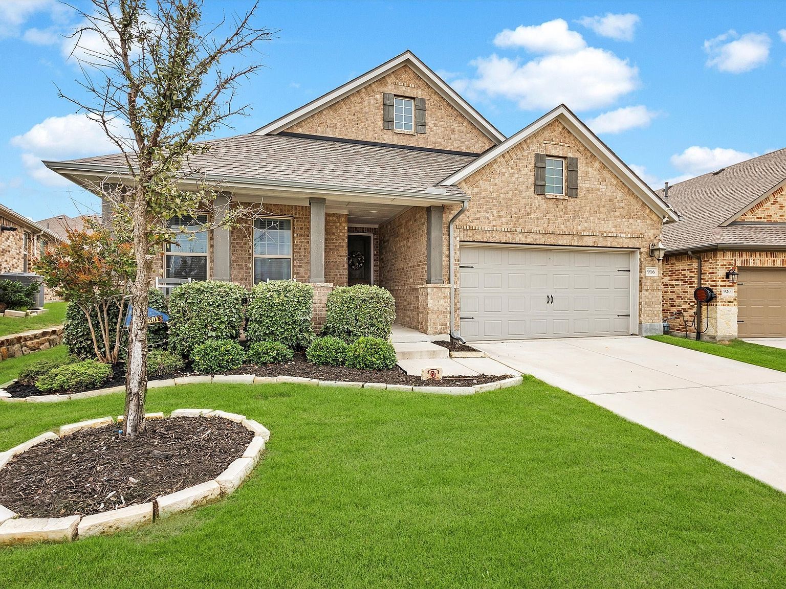 916 Monarch Ln Celina, TX 75009 - Thumbnail 3