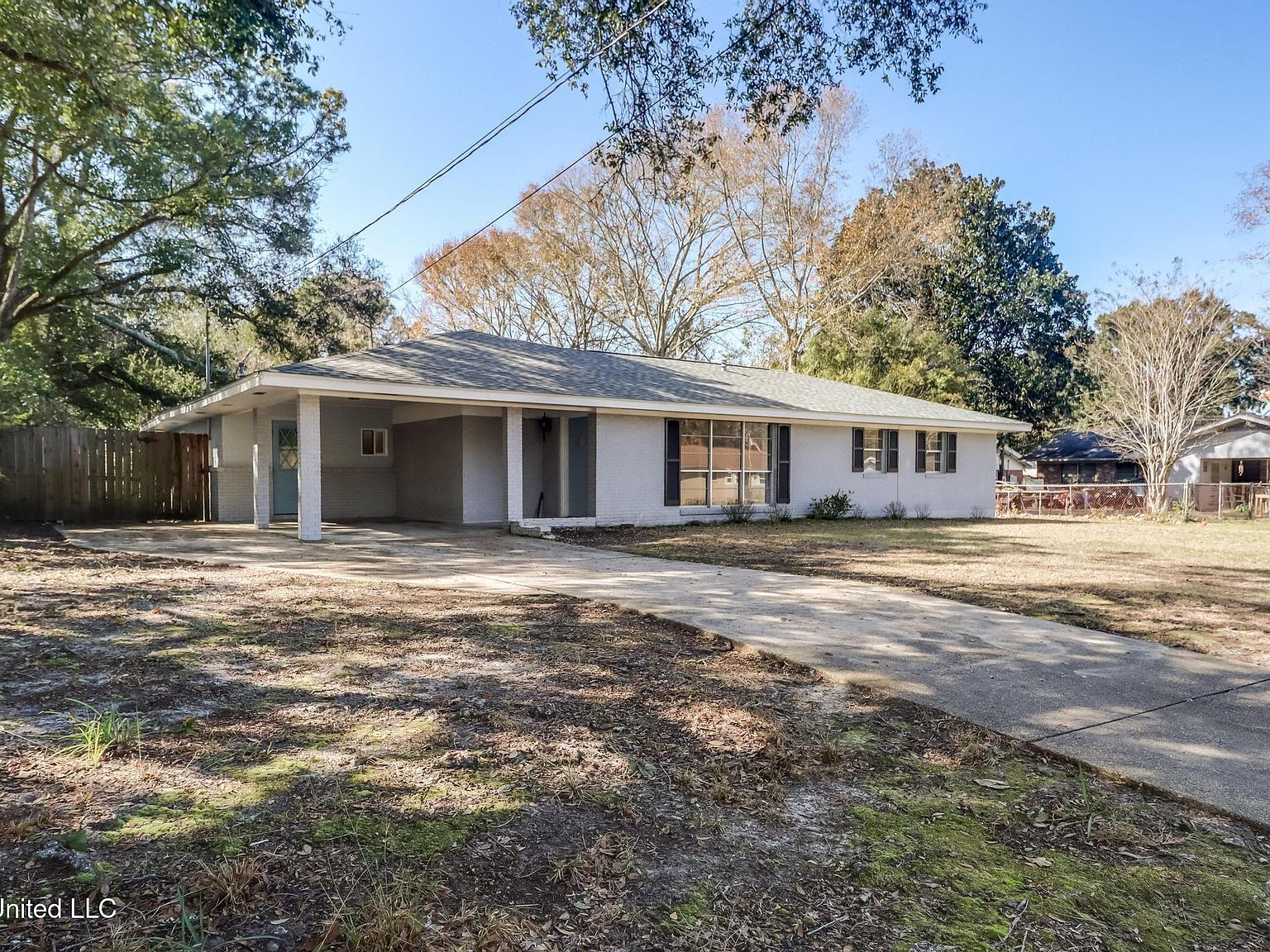 323 Carter Rd Biloxi, MS 39531 - Thumbnail 3