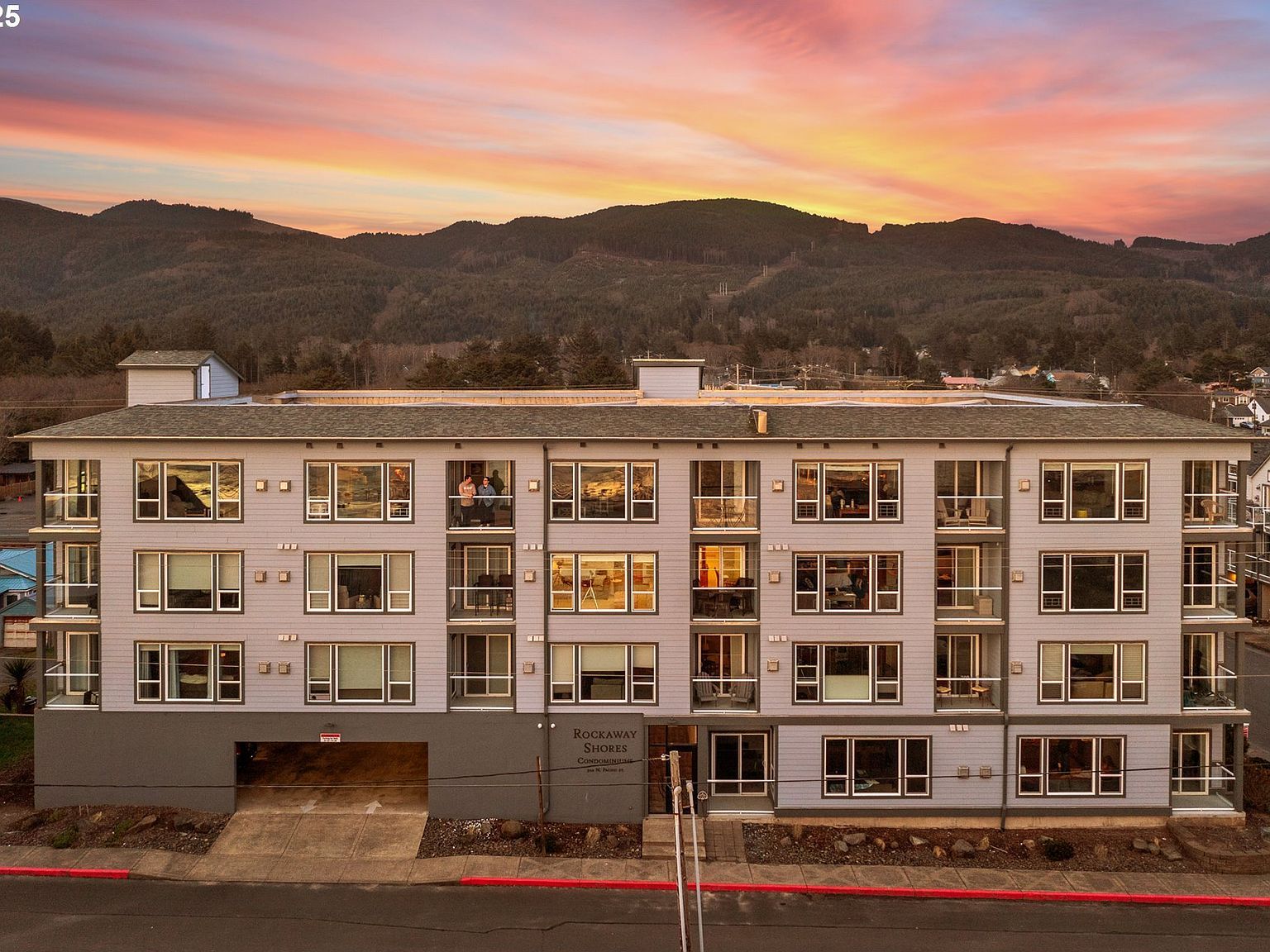 300 N Pacific St UNIT 43 Rockaway Beach, OR 97136 - Thumbnail 3