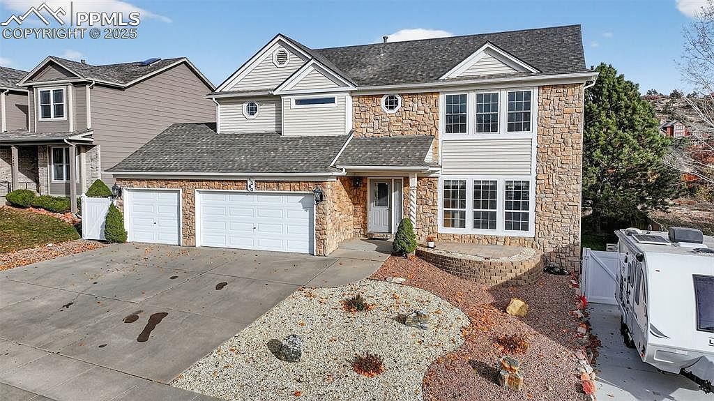 1360 Dancing Horse Dr Colorado Springs, CO 80919 - Thumbnail 3