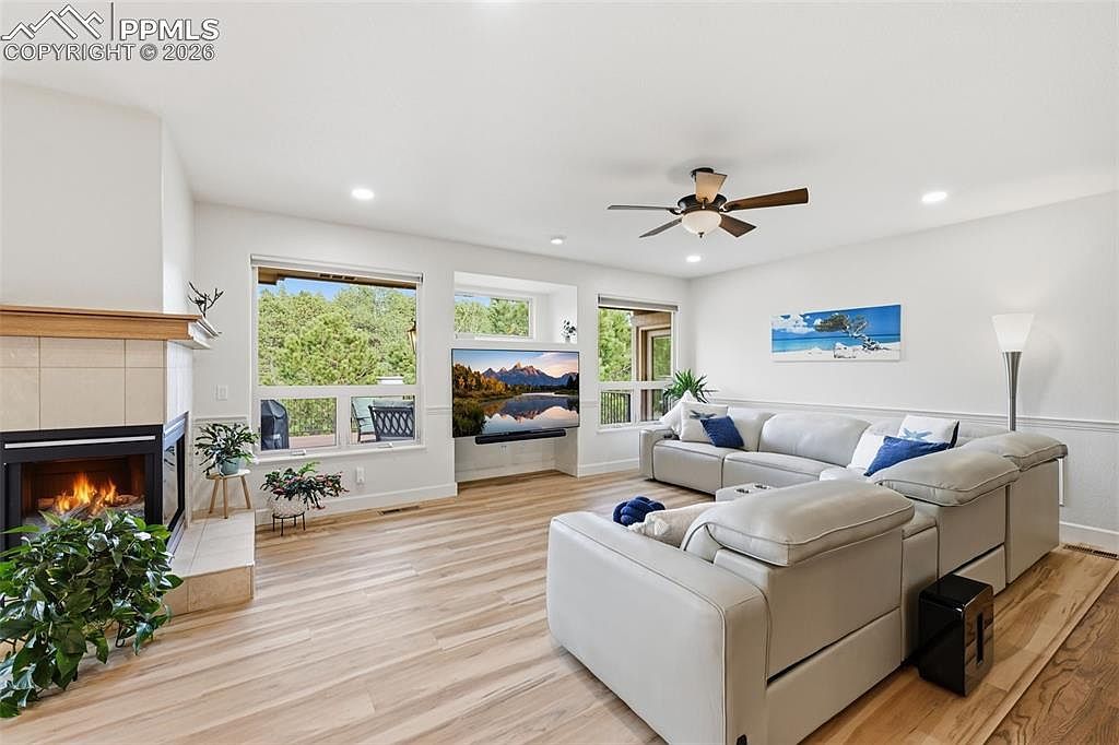 1063 Greenland Forest Dr Monument, CO 80132 - Thumbnail 3