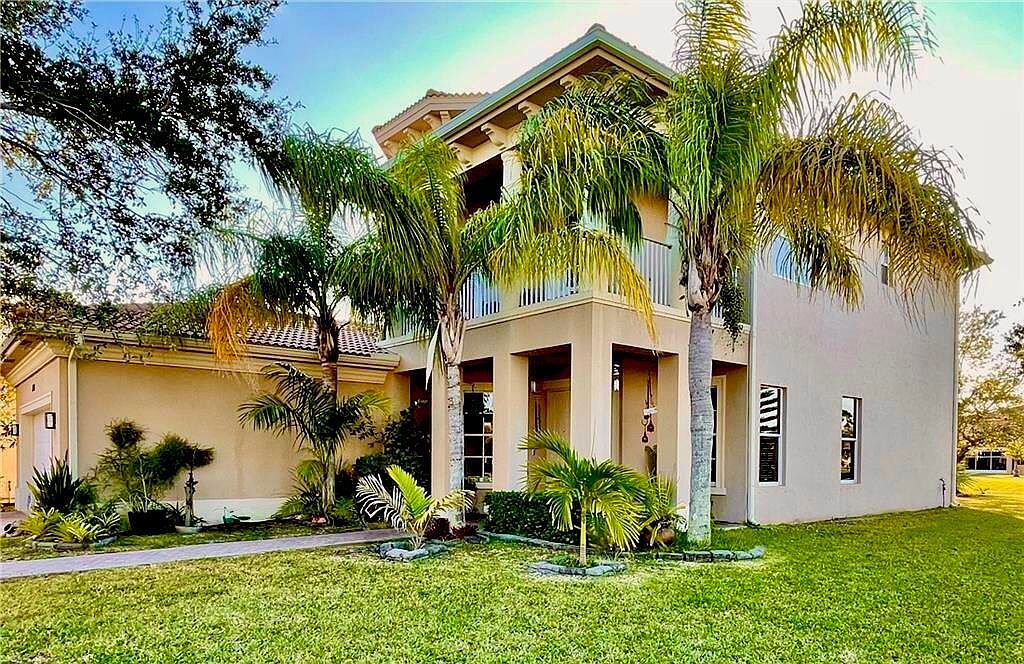 2001 Albany Ter SW Vero Beach, FL 32968 - Thumbnail 3