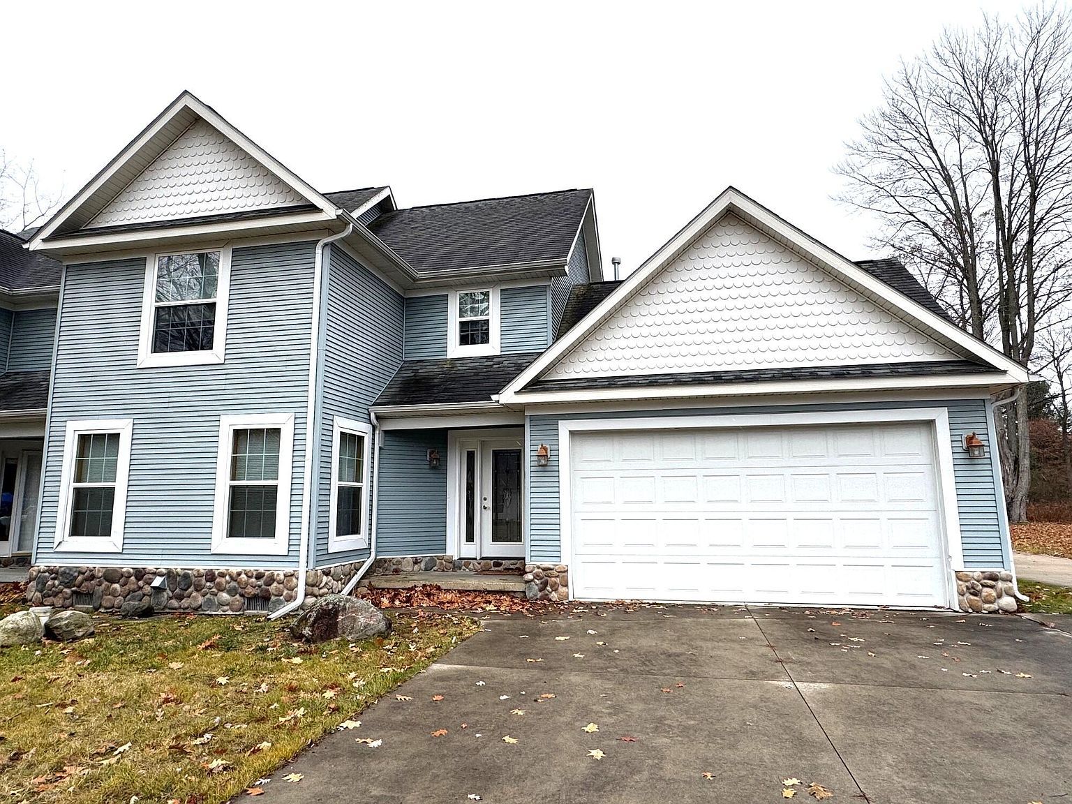 103 Ultra Ct Roscommon, MI 48653 - Thumbnail 3