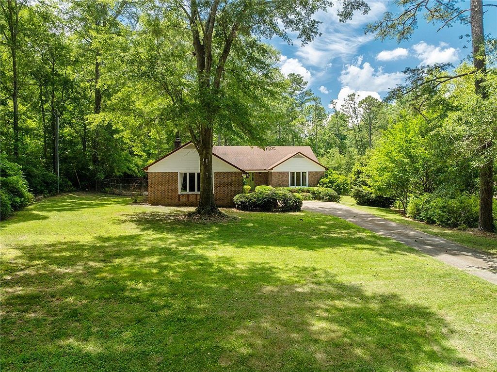 1555 Fort Hill Dr Seneca, SC 29678 - Thumbnail 3