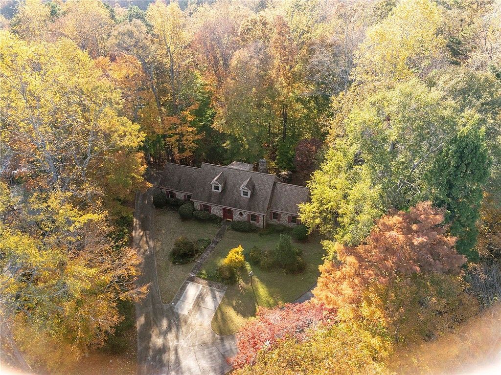 206 Cedar Dale Dr Central, SC 29630 - Thumbnail 3