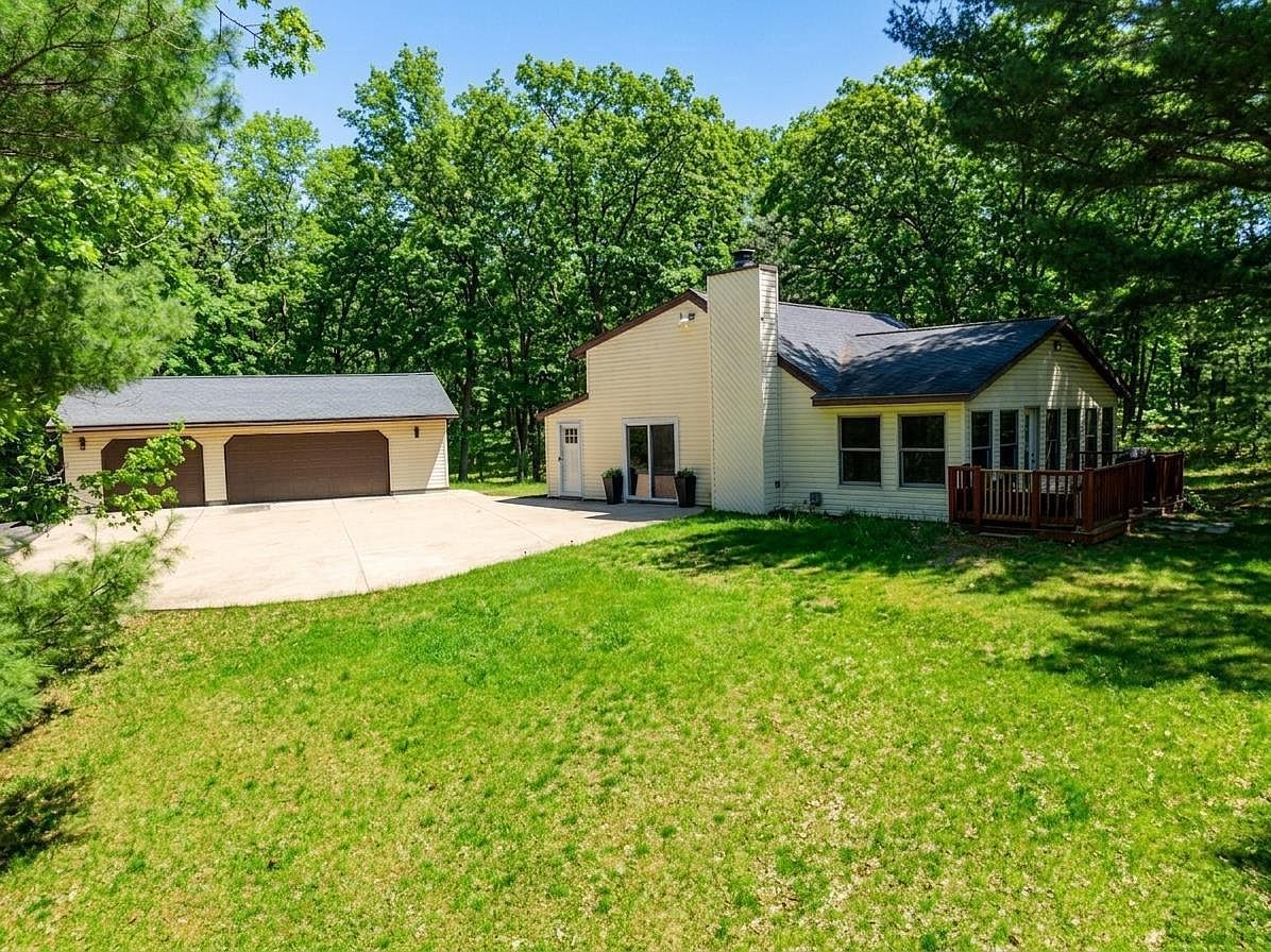 W2951 49th St Mauston, WI 53948 - Thumbnail 3