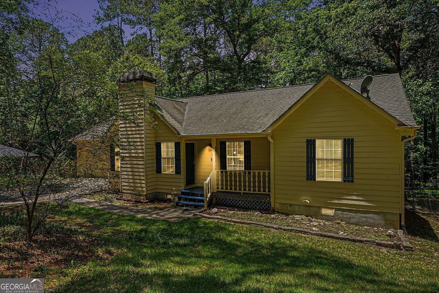 4827 Oakwood Ct Loganville, GA 30052 - Thumbnail 3