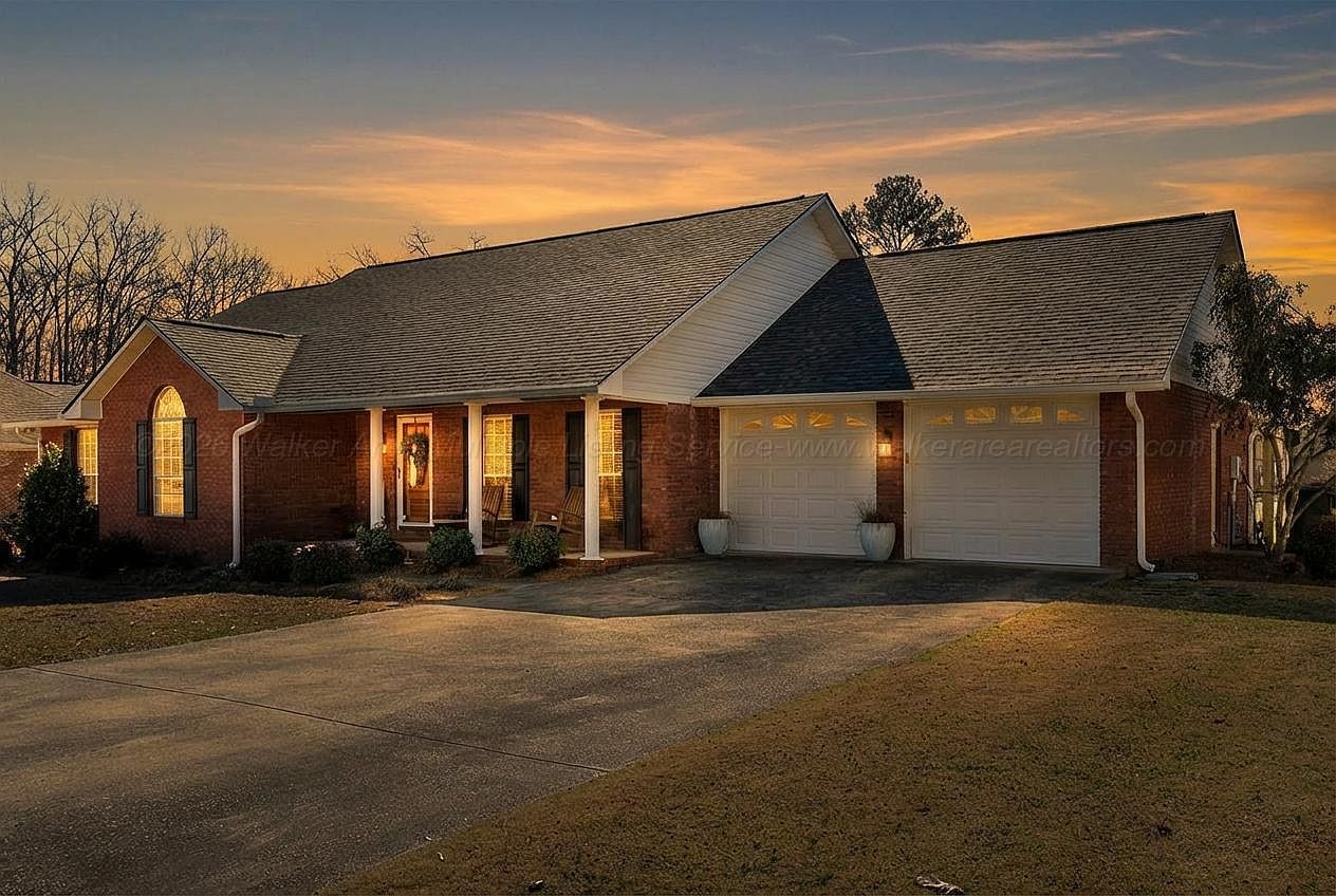 2105 Heatherwood Dr Jasper, AL 35504 - Thumbnail 3