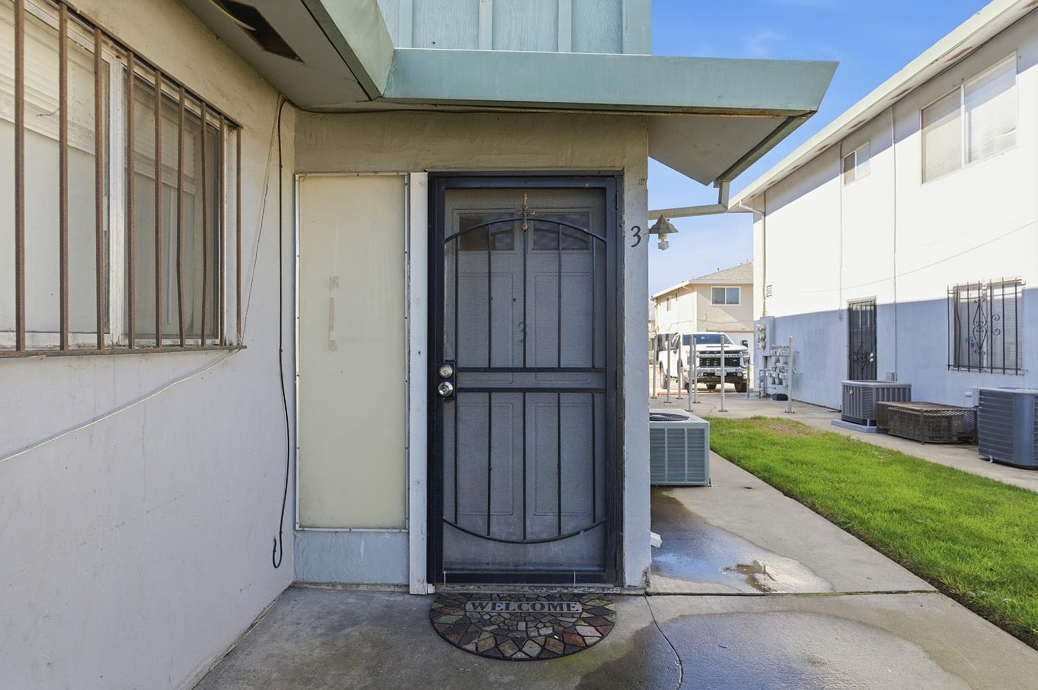 4415 Calandria St APT 3 Stockton, CA 95207 - Thumbnail 3