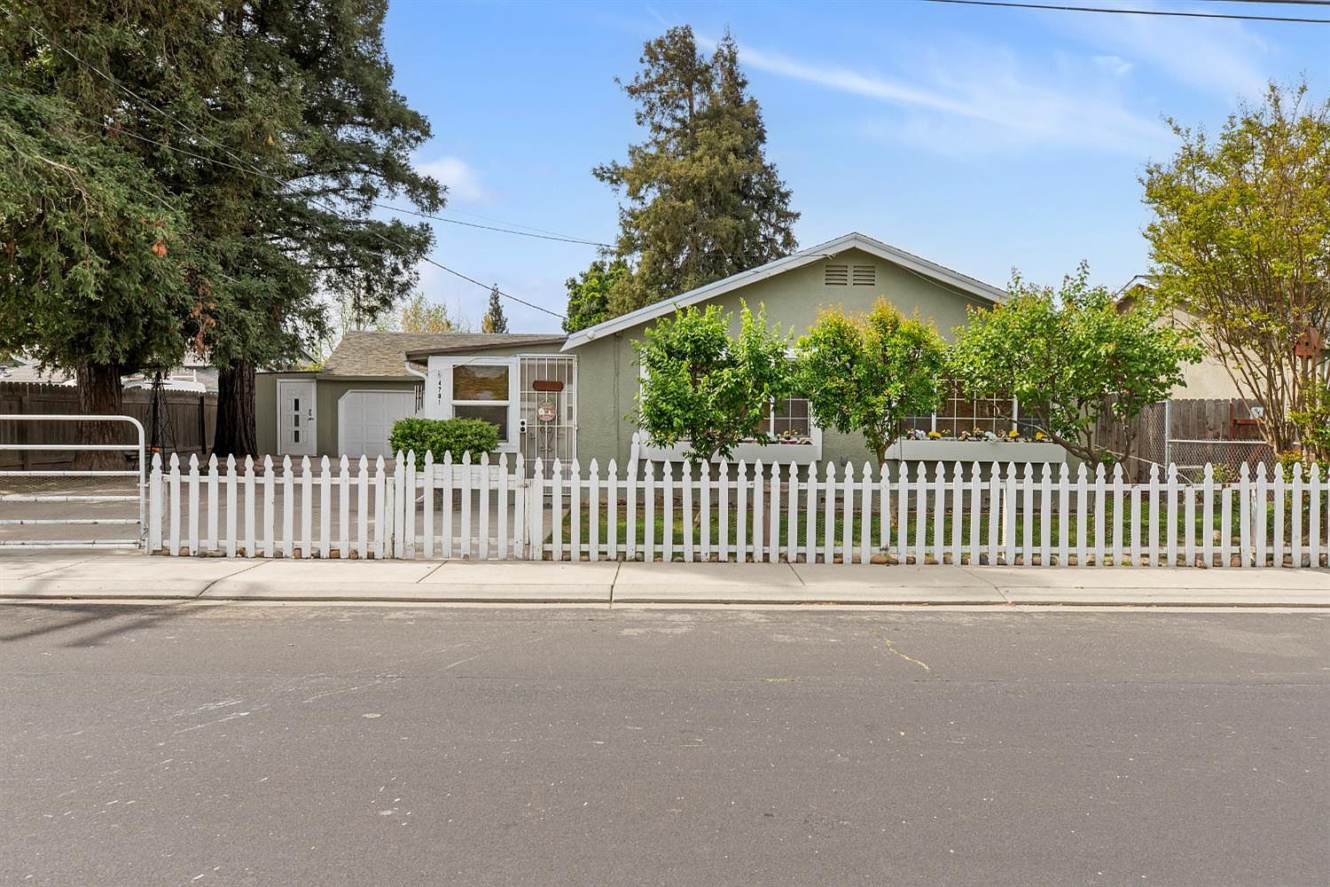 4701 Magnolia St Salida, CA 95368 - Thumbnail 3