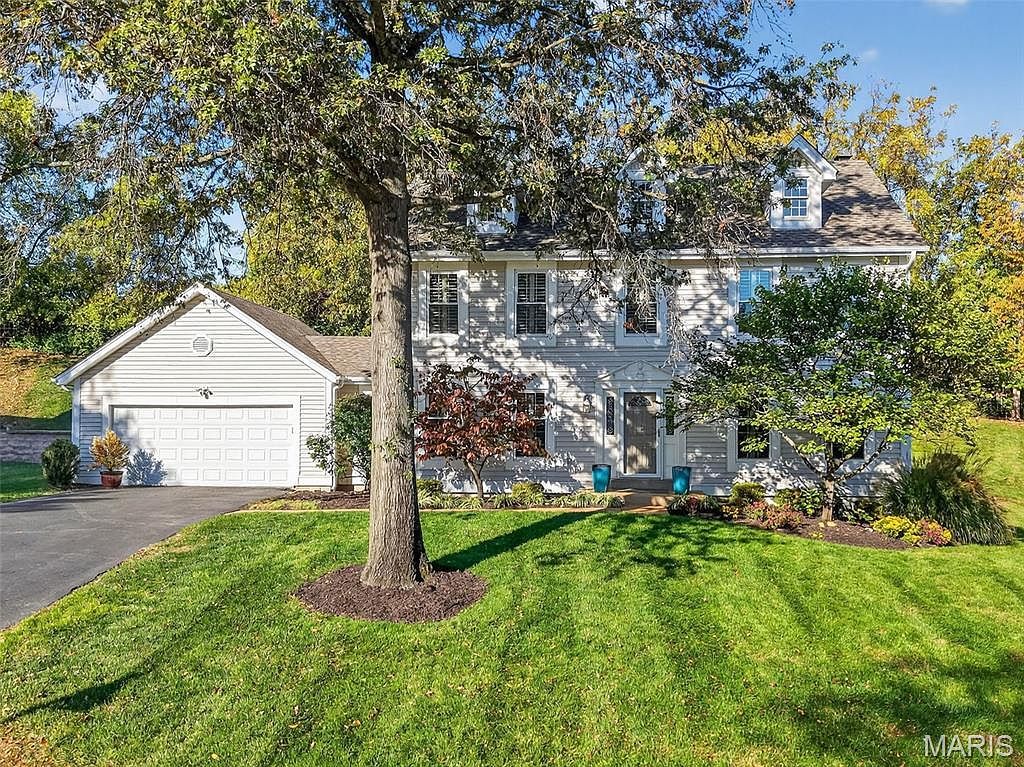 1505 Timberbluff Ct Chesterfield, MO 63017 - Thumbnail 3