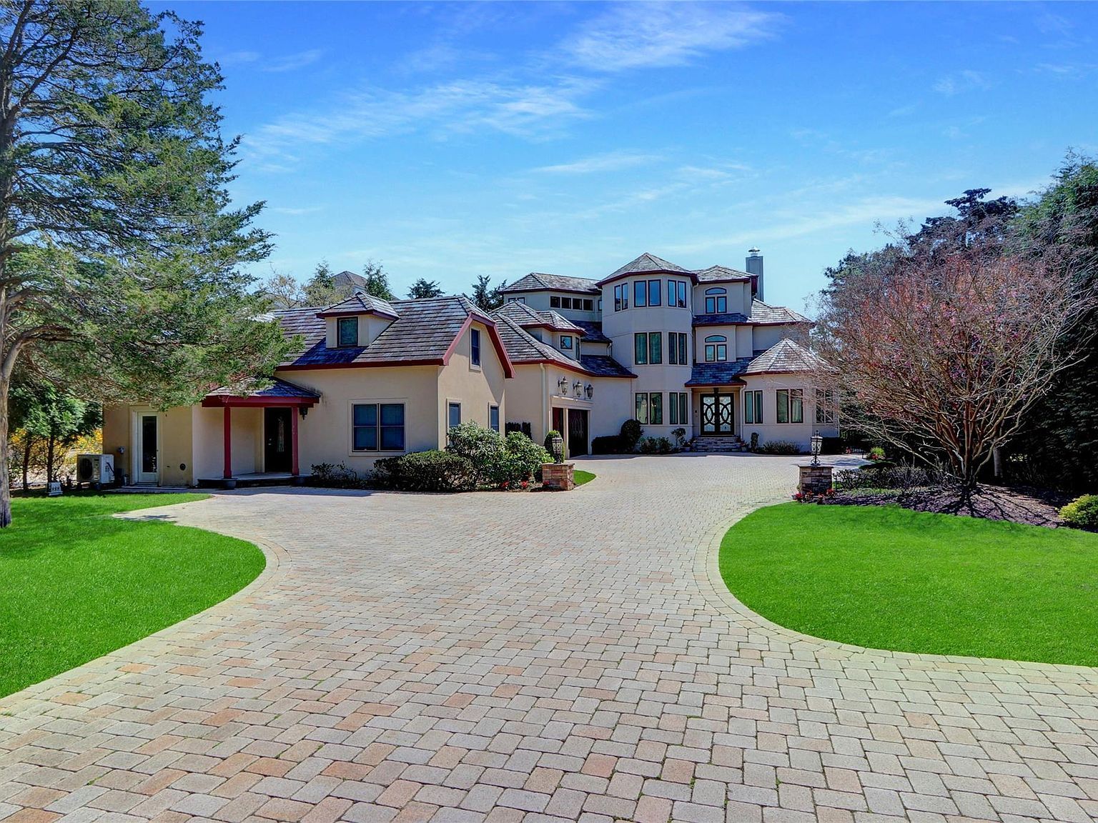 265 Asharoken Ave Northport, NY 11768 - Thumbnail 3