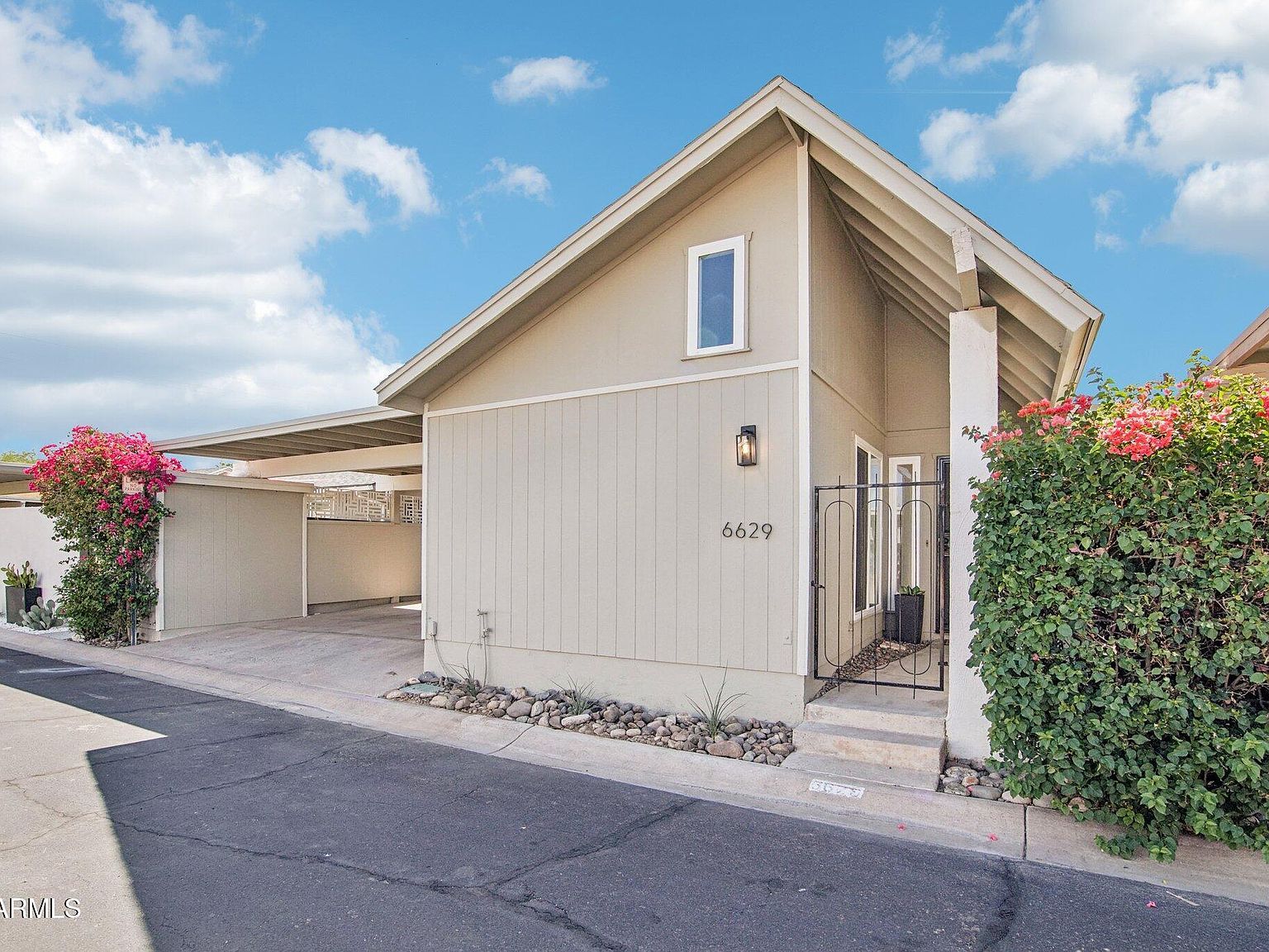 6629 N Majorca Way E Phoenix, AZ 85016 - Thumbnail 3