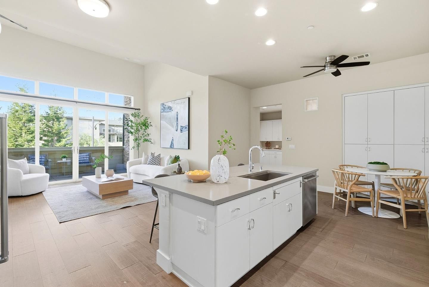 889 N San Antonio Rd Unit 2020 Los Altos, CA 94022 - Thumbnail 3