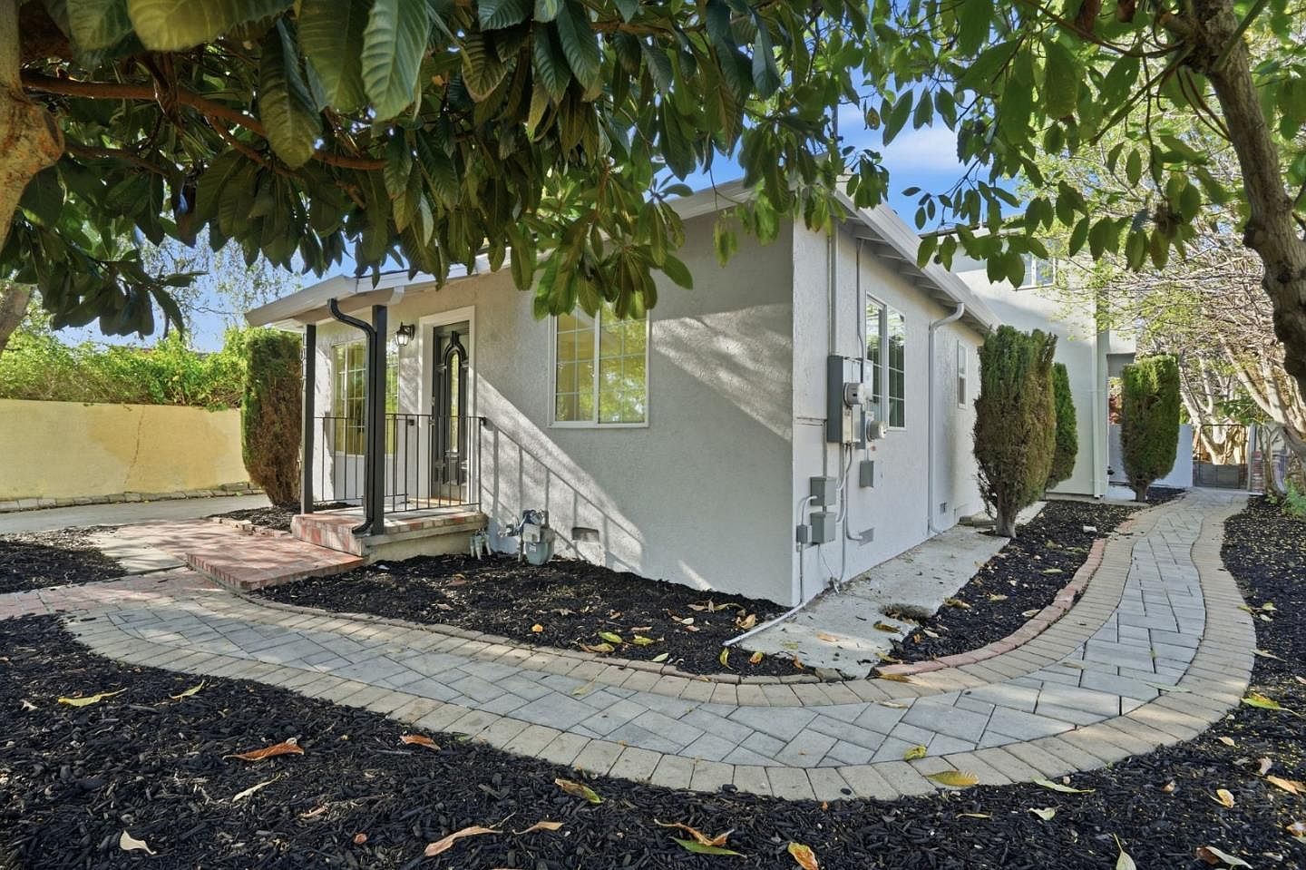 1017 Beech St East Palo Alto, CA 94303 - Thumbnail 3