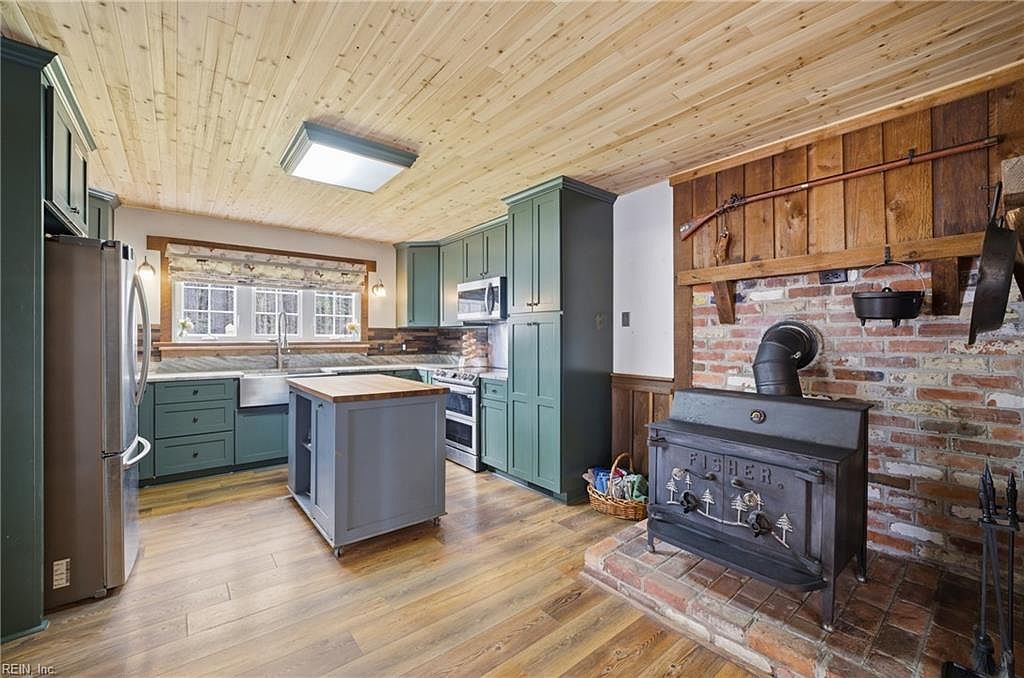 2805 Bunch Walnuts Rd Chesapeake, VA 23322 - Thumbnail 3