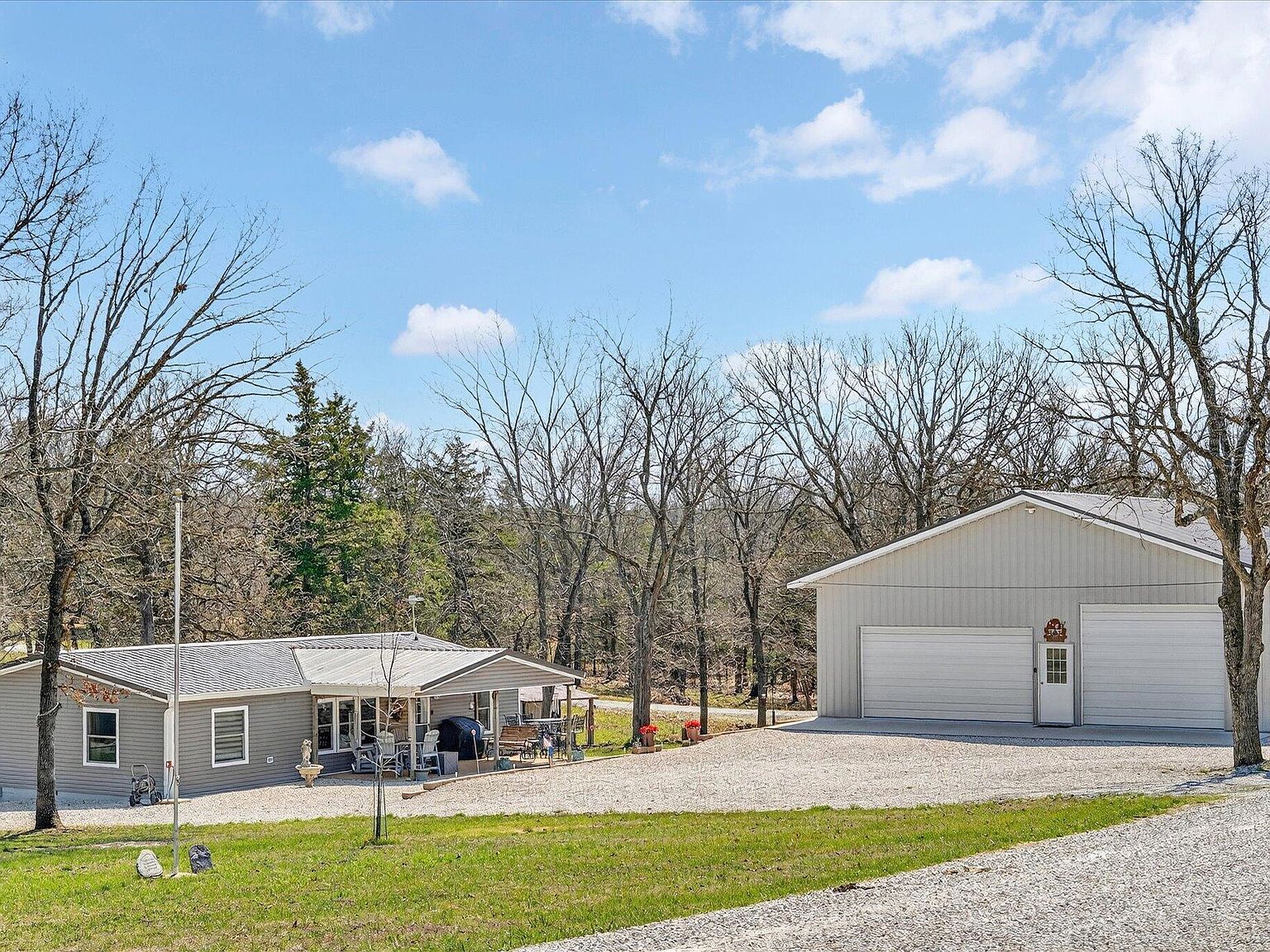21825 W Capri Hermitage, MO 65668 - Thumbnail 3