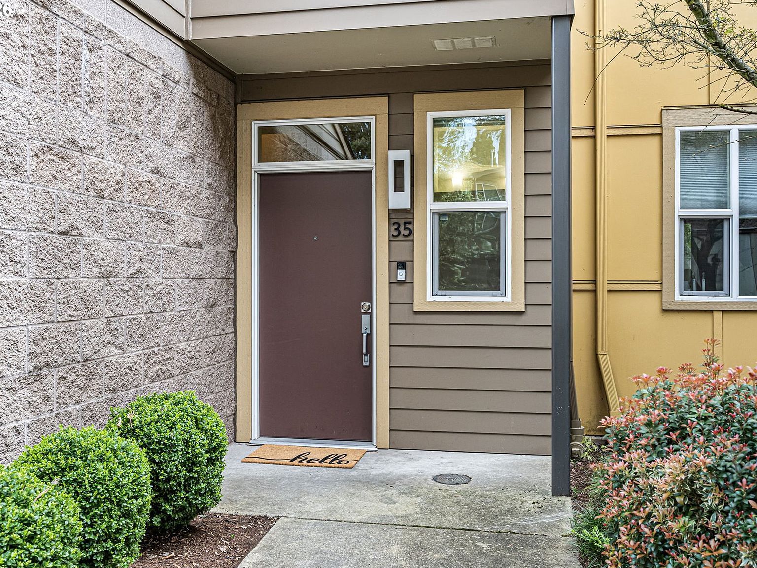 327 Rustic Pl APT 35 Eugene, OR 97401 - Thumbnail 3