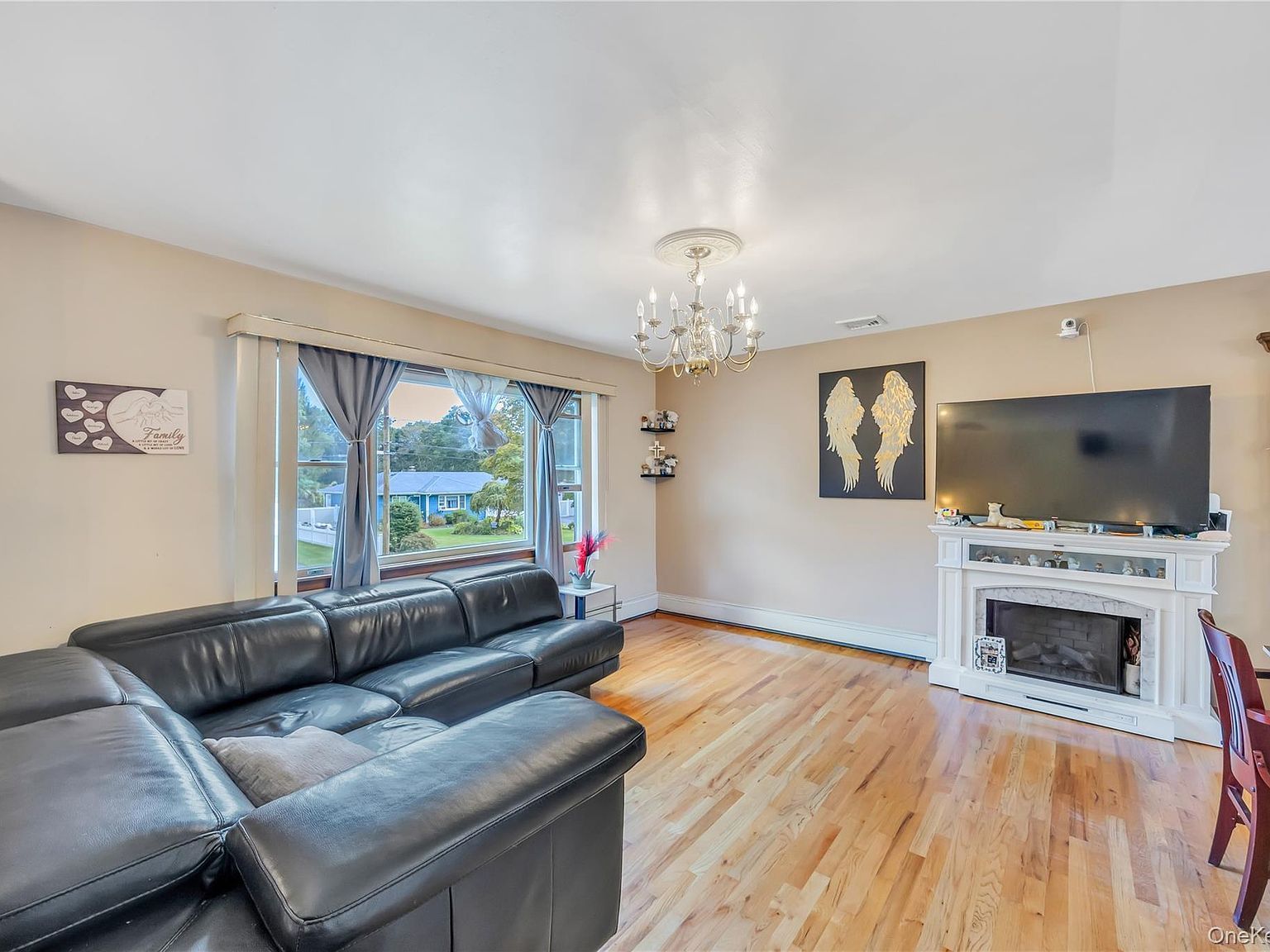 194 Cranford Blvd Mastic, NY 11950 - Thumbnail 3