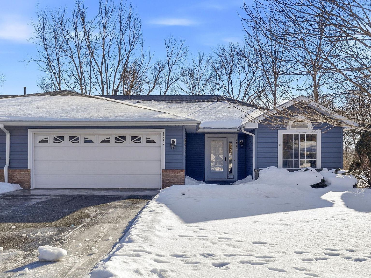 1210 Ravenswood Ct Shoreview, MN 55126 - Thumbnail 3