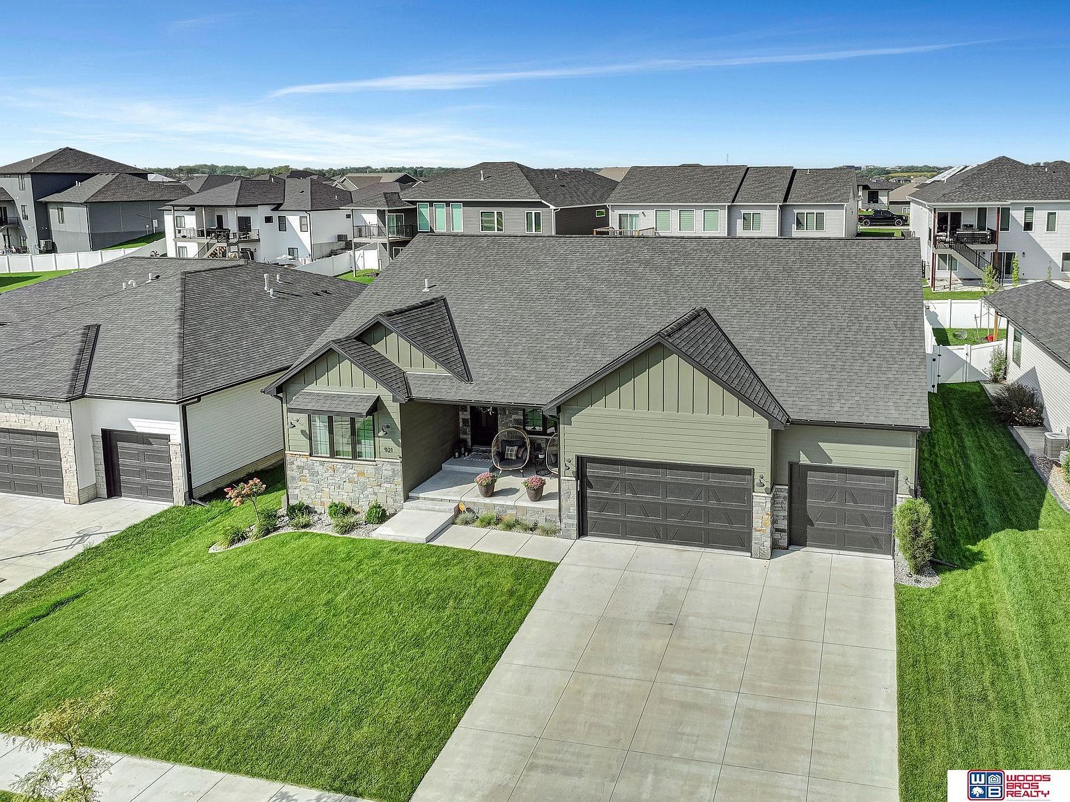 921 N 107th St Lincoln, NE 68527 - Thumbnail 3