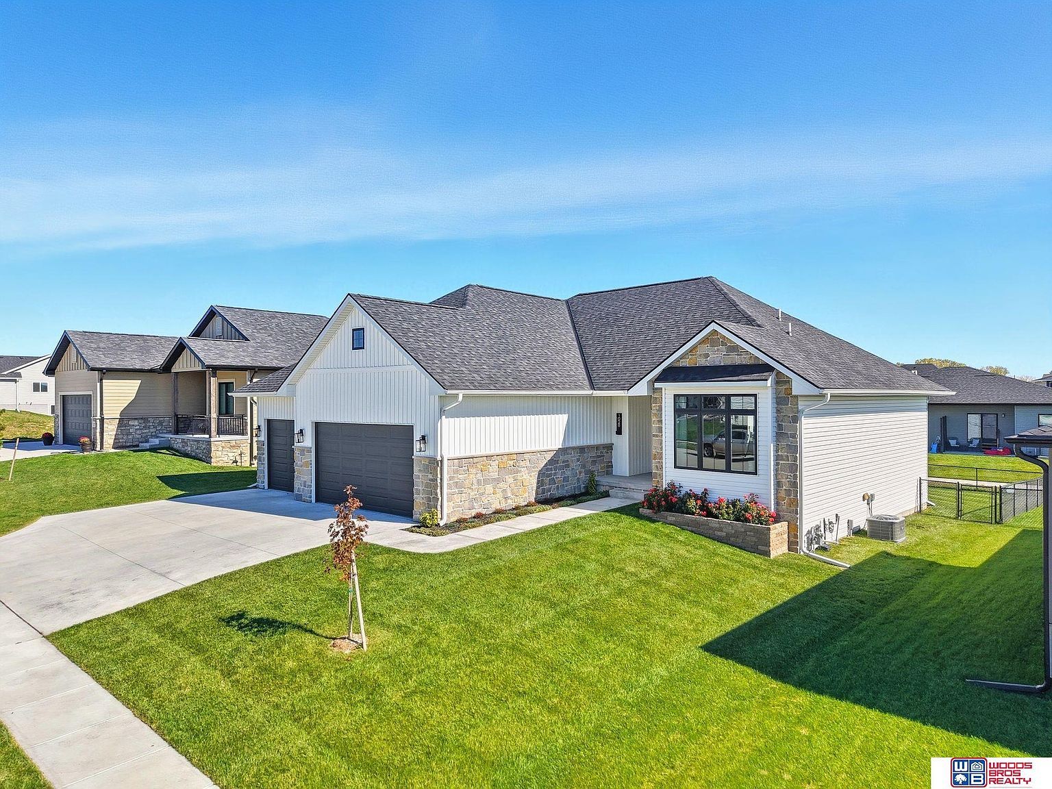 1028 Asher Ave Hickman, NE 68372 - Thumbnail 3