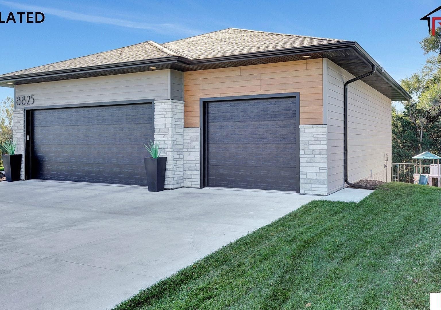 2200 S 95th St Lincoln, NE 68520 - Thumbnail 3