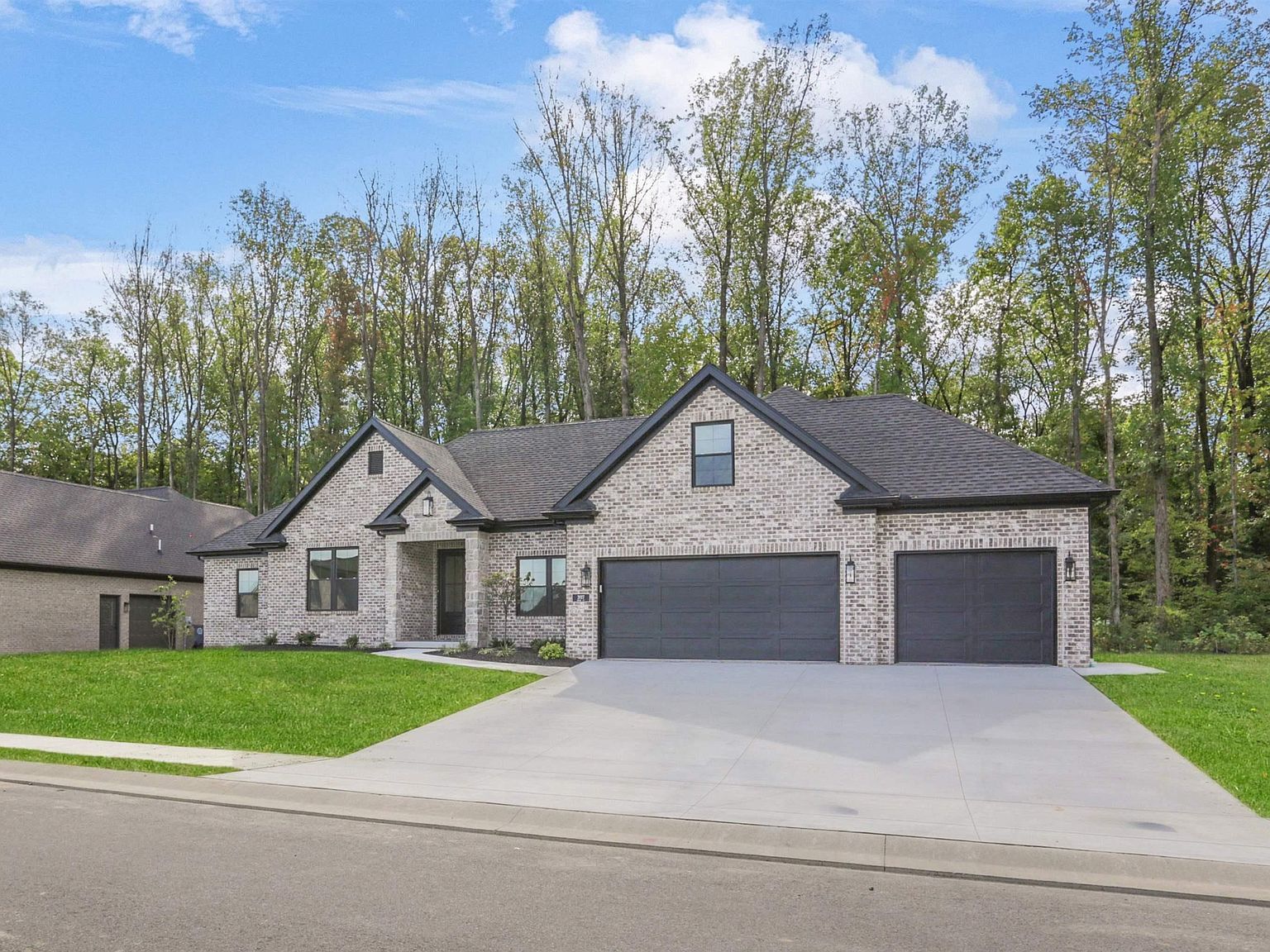 2027 Shiar Ct Evansville, IN 47711 - Thumbnail 3