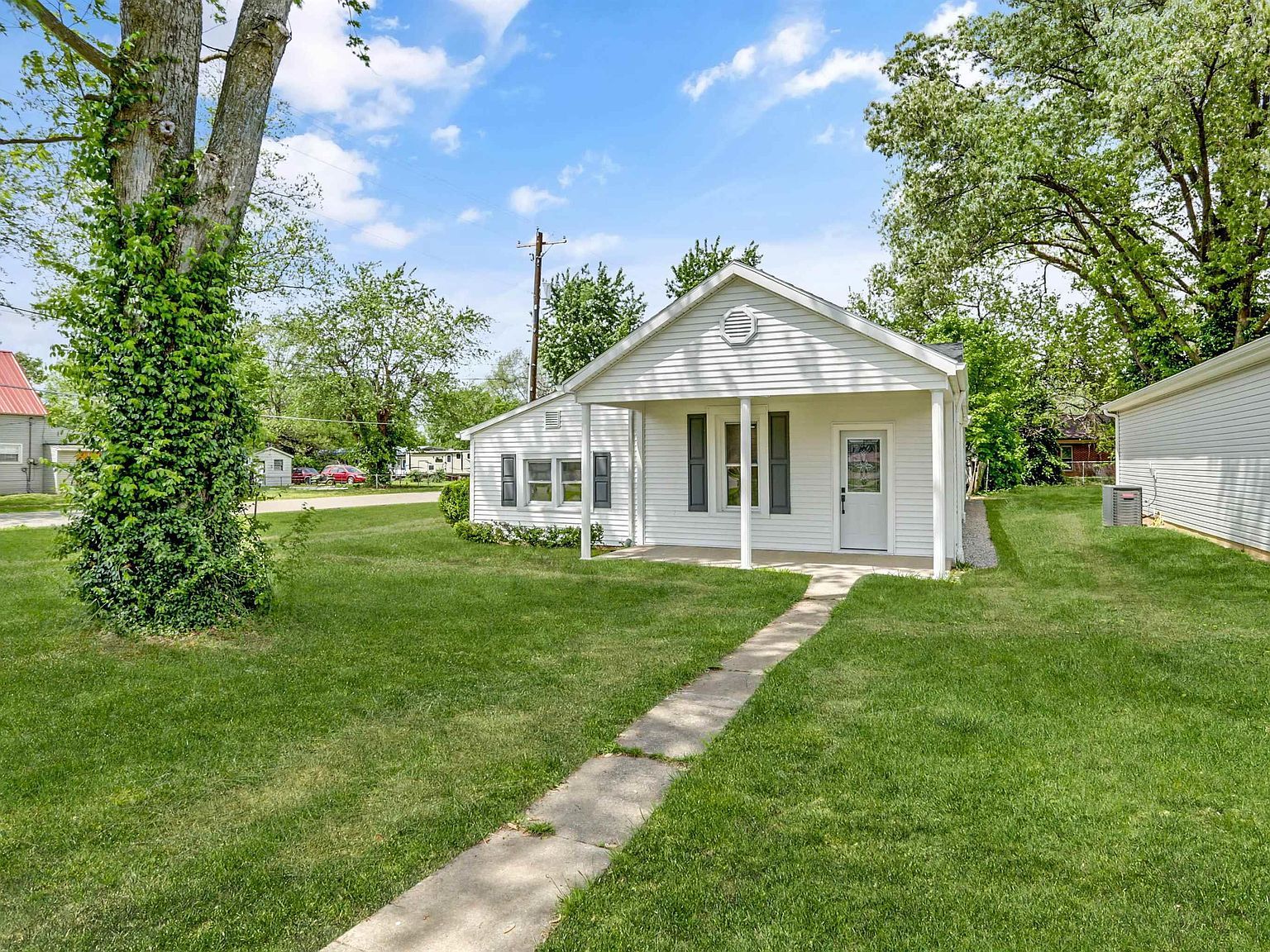 615 Washington St Rockport, IN 47635 - Thumbnail 3