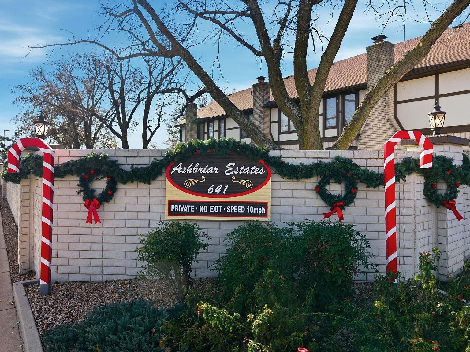 641 N Woodlawn St APT 3 Wichita, KS 67208 - Thumbnail 3