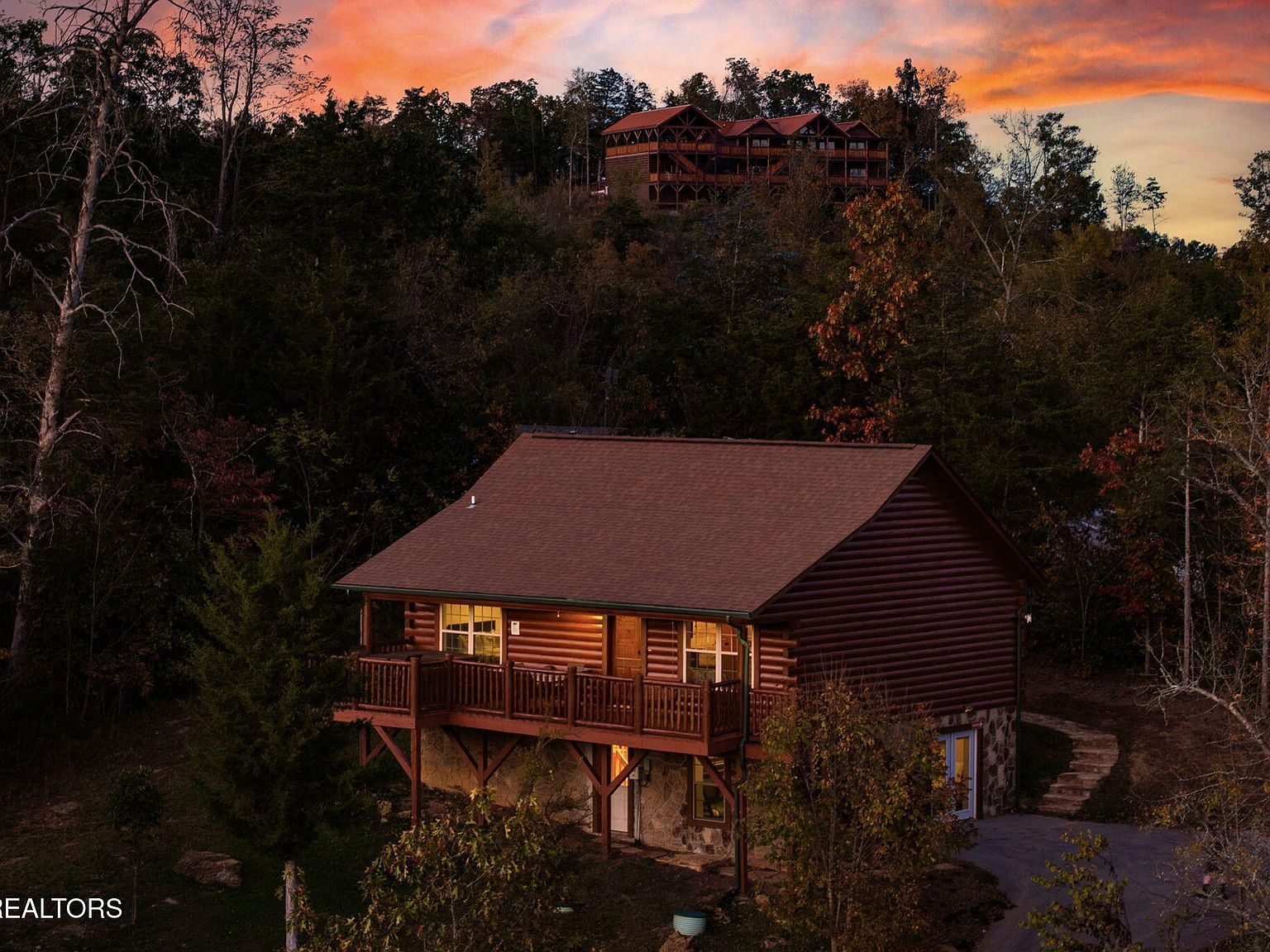 670 Magic Kingdom Ln Sevierville, TN 37876 - Thumbnail 3