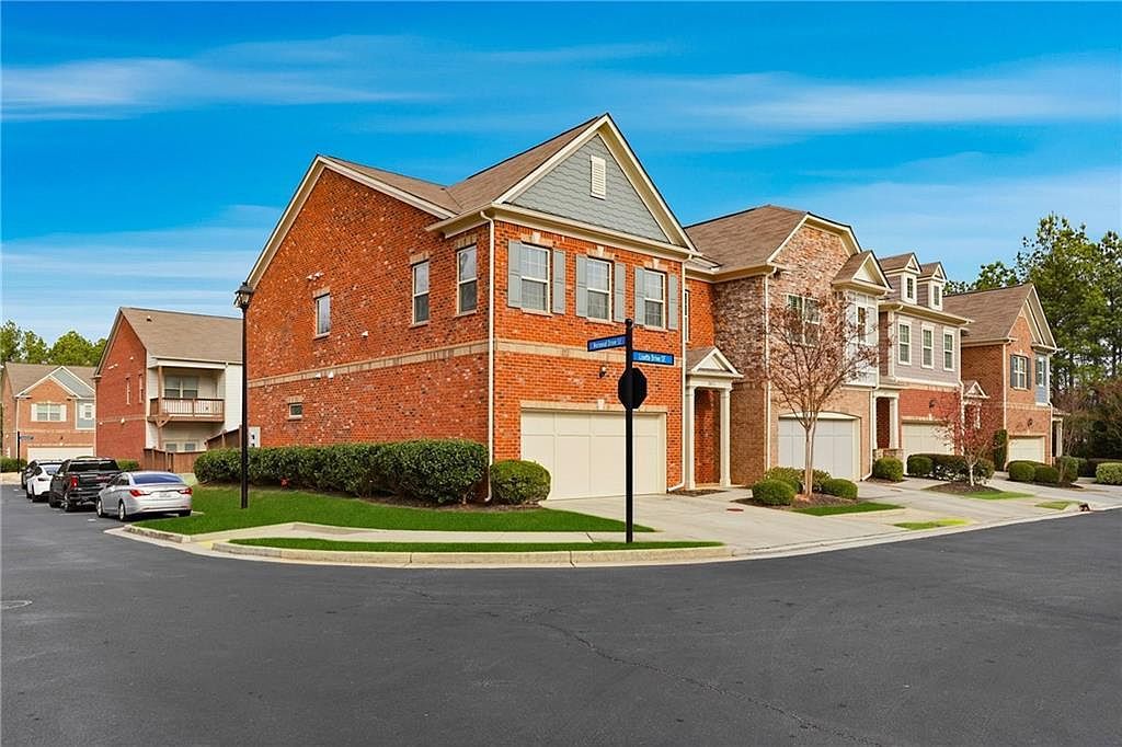 2473 Lisette Dr SE Smyrna, GA 30080 - Thumbnail 3