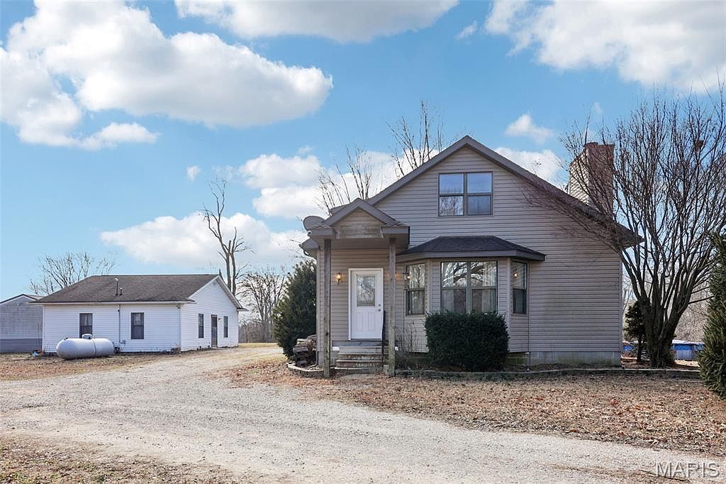 8602 E Kirsch Rd Troy, IL 62294 - Thumbnail 3