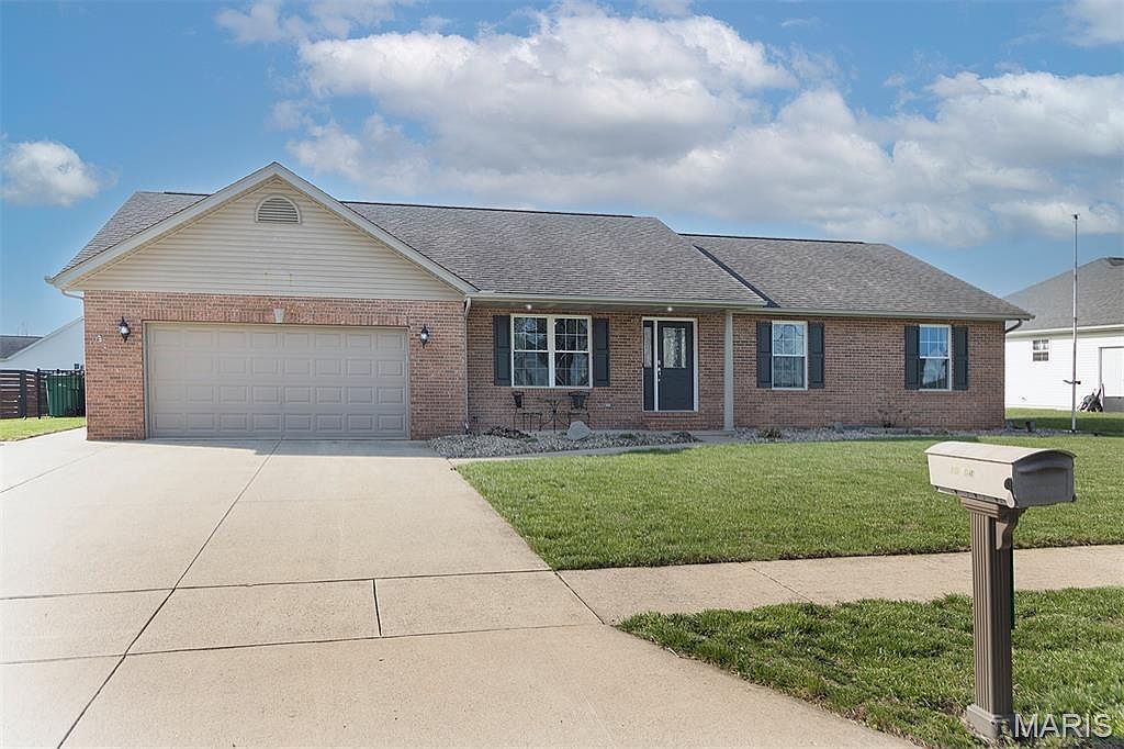 10004 Holy Cross Ln Breese, IL 62230 - Thumbnail 3