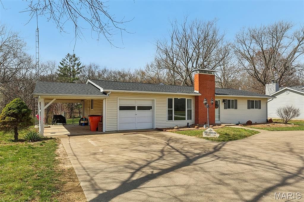 1283 Red Ball Trl Greenville, IL 62246 - Thumbnail 3