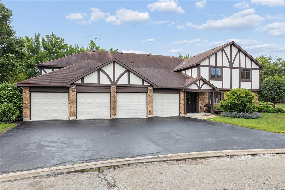 546 Banyon Ln APT B La Grange, IL 60525 - Thumbnail 3
