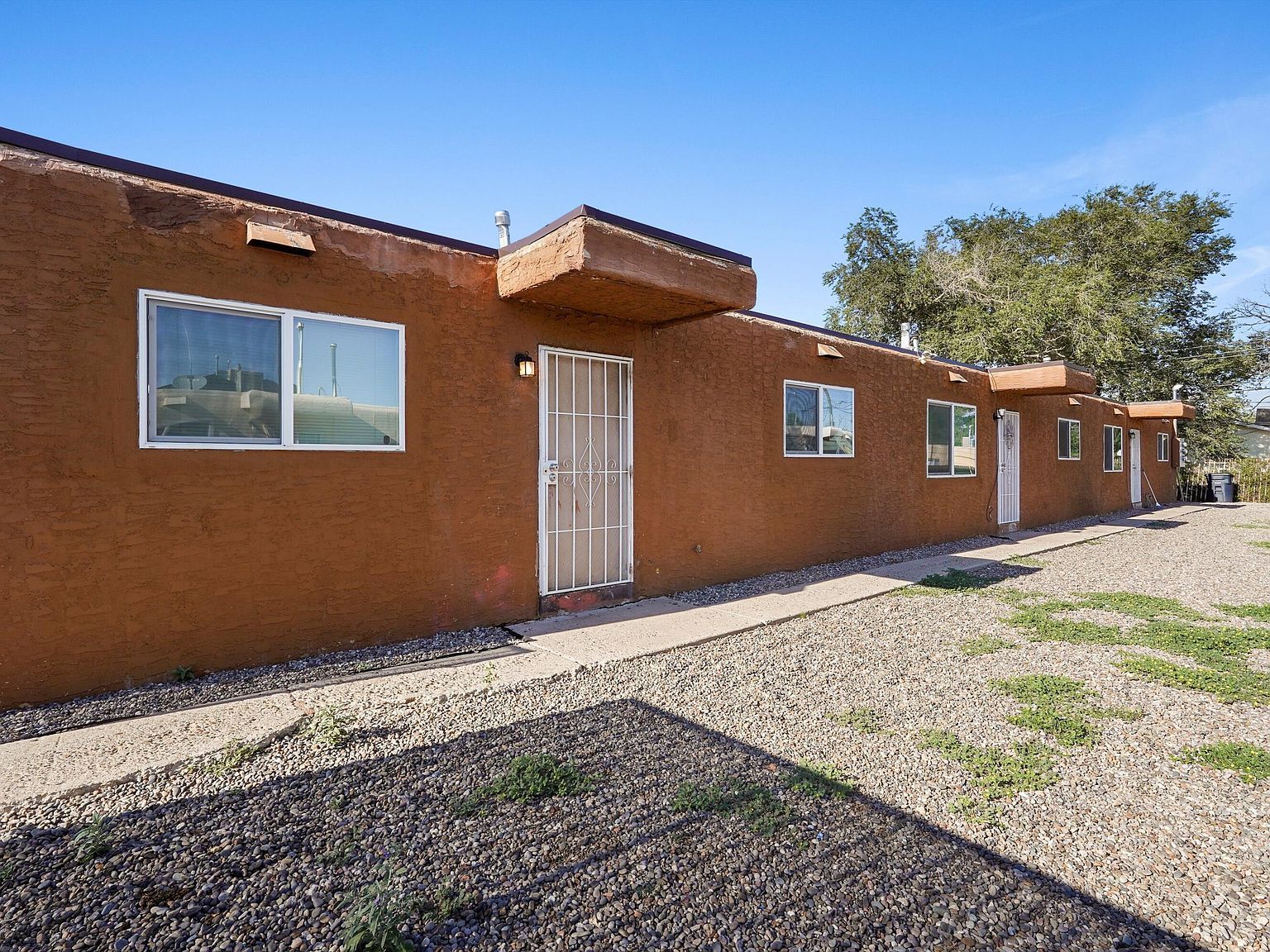 325 Tennessee St NE Albuquerque, NM 87108 - Thumbnail 3