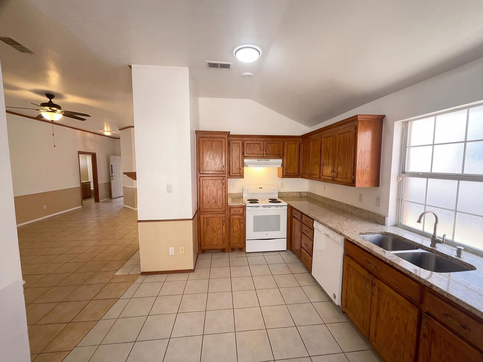 4709 Wildfire Rd NW Albuquerque, NM 87114 - Thumbnail 3