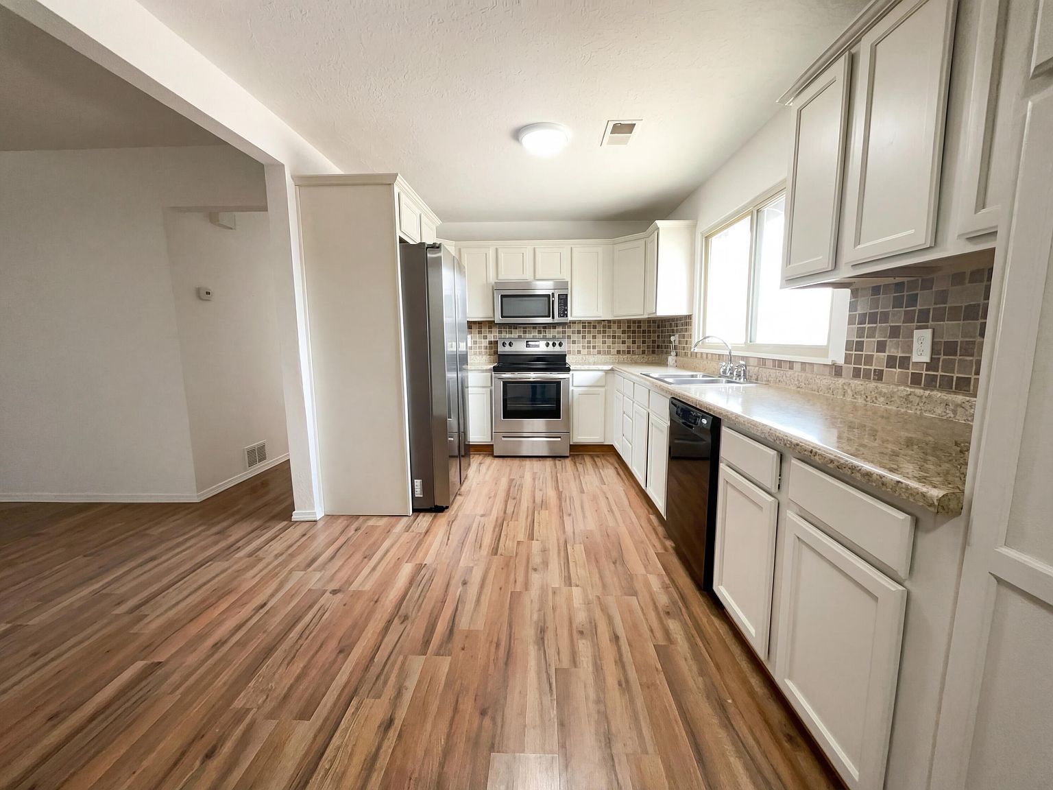 1209 Westerfeld Dr NE Albuquerque, NM 87112 - Thumbnail 3