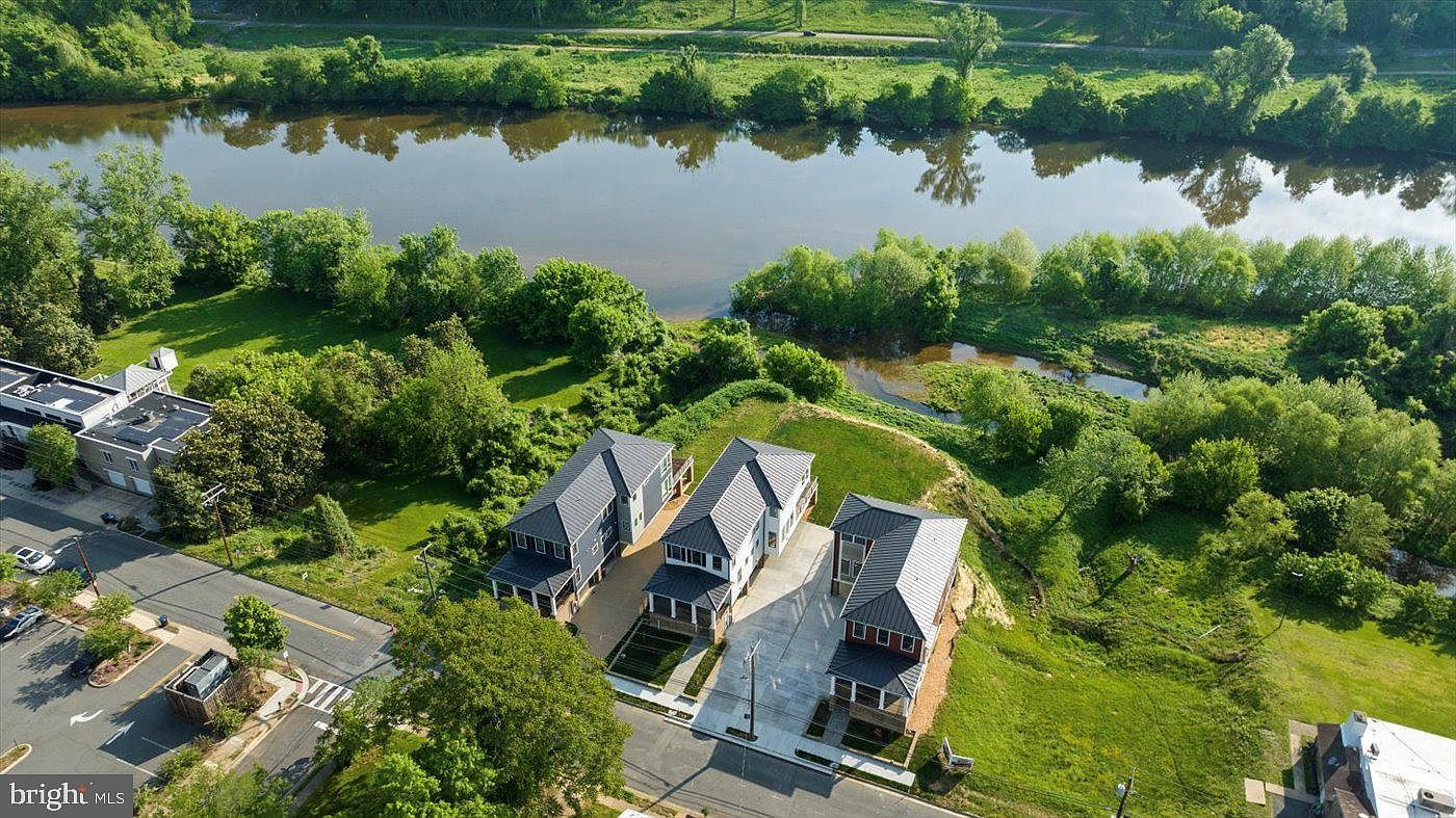 1111 Sophia St Fredericksburg, VA 22401 - Thumbnail 3