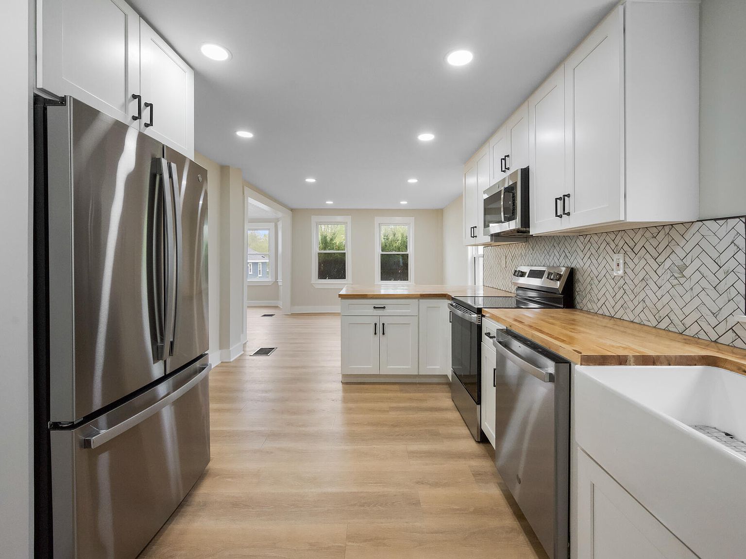 50 14th St Bangor, ME 04401 - Thumbnail 3