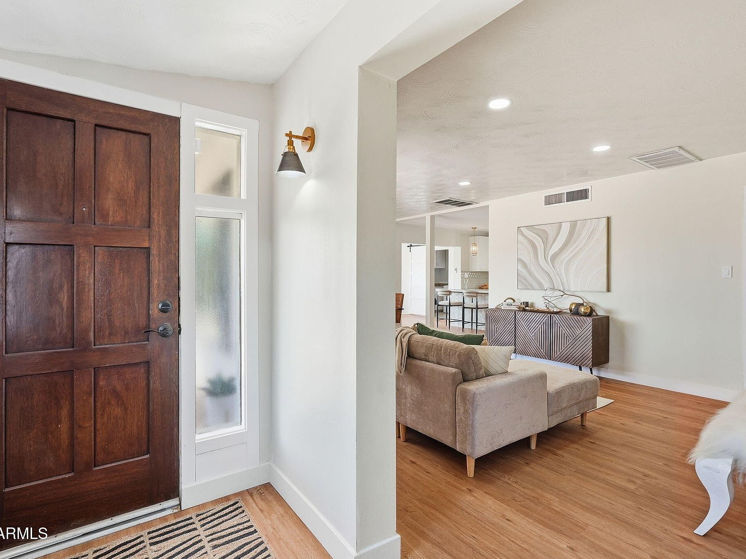 1502 E Hatcher Rd Phoenix, AZ 85020 - Thumbnail 3