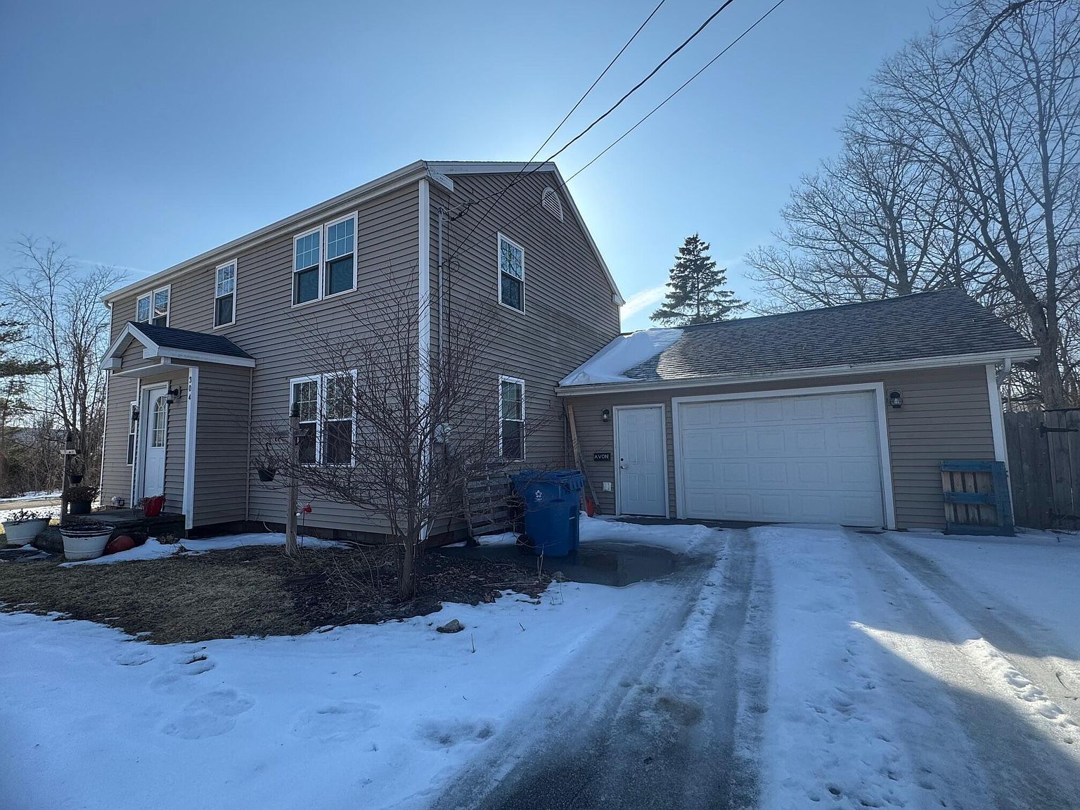304 Oliver Dr Houghton Lake, MI 48629 - Thumbnail 3
